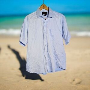 Men's Light Blue sz 17.5 Short Sleeve Shirt By Collar Tales